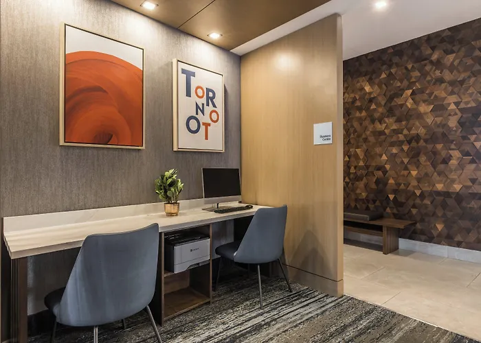 Holiday Inn Express & Suites Toronto Airport South By Ihg